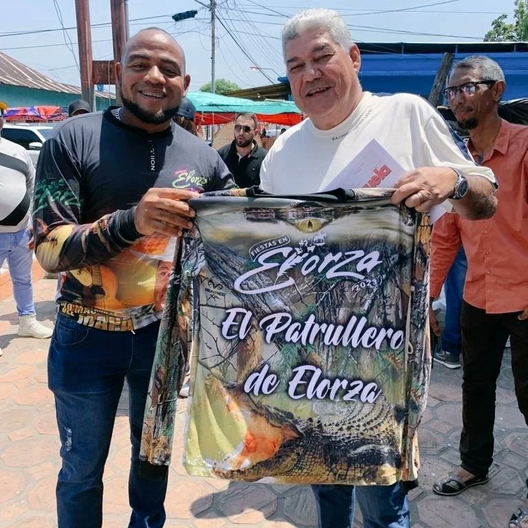 JosBricFUNTBCAC's tweet photo. 19 Marzo 2023. La Dirigencia Sindical PSUV Trabajadores, (as) Carabobo en reunión de trabajo en Apure con el Gobernador Eduardo Piñate a fin de fortalecer los Lineamientos Estratégicos del Gobierno Popular Clase Obrera Nacional. @NicolasMaduro @dcabellor @psuvtrabajadores https://t.co/NPhtBLMnN7