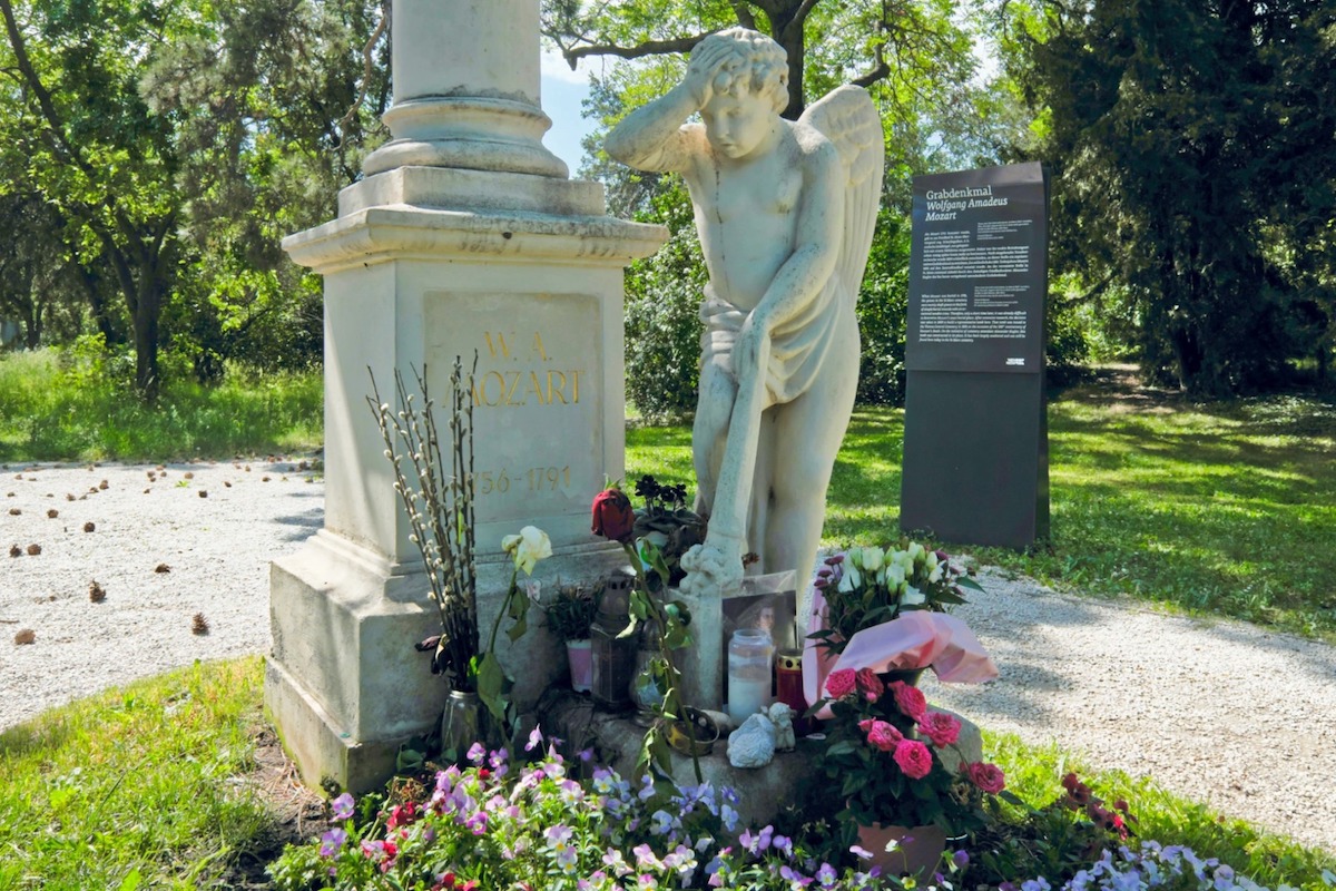 fotoeins's tweet image. #Vienna 🇦🇹

St. Marx cemetery: not only #Biedermeier in design, but a glimpse of that time from burials.

Cobenzl, Gottlieb, Kornhäusel, #Mozart, Negrelli, Pichl, Strauss

wp.me/p1BIdT-n0r

#FriedhofStMarx #StMarxerFriedhof #StMarx #WienLiebe #CelebrateVienna #VisitVienna