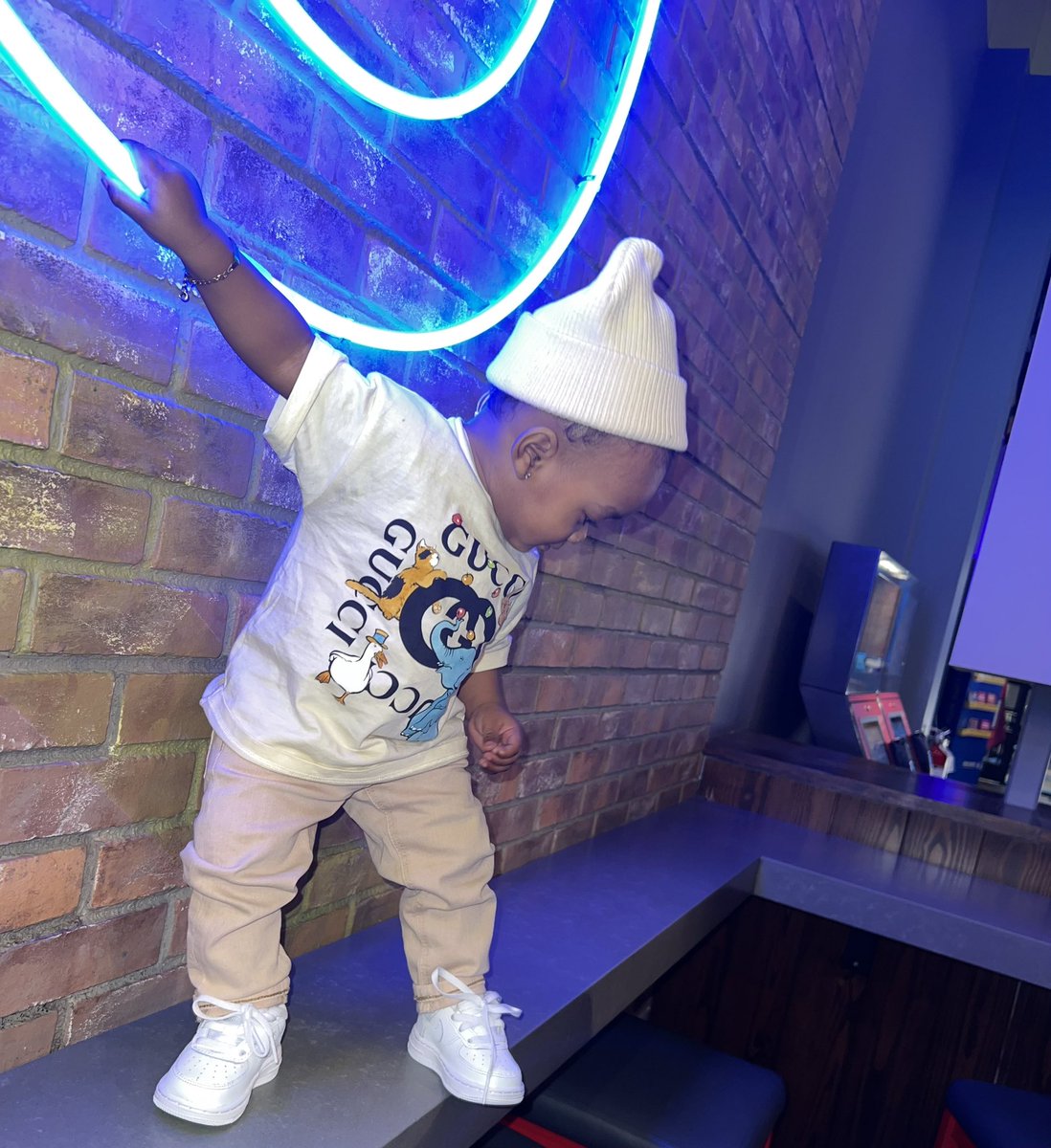 mkmotherxo's tweet photo. just don't bring my kid up . ๐ค๐๐ฐ #lifeisgucci๐ค #amiritakes1๐ฅน https://t.co/W3v7eY0S0P