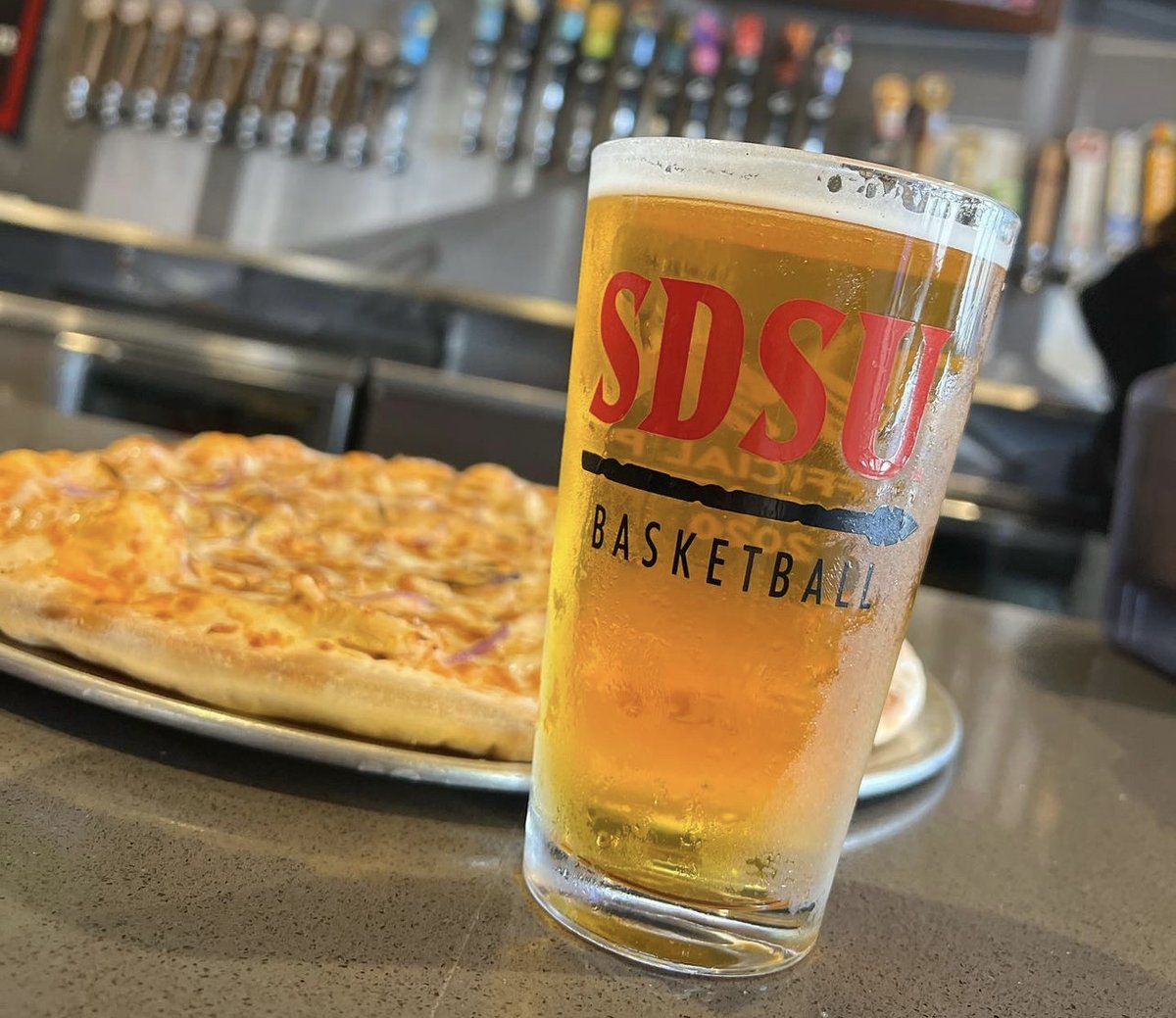 Be sure to join us Friday to cheer on the Aztecs as they take on Alabama in the Sweet Sixteen! Check out your local San Diego Oggi's for happy hour or madness specials!

Oggi's is proud to be the Official Pizza of the Aztecs! 

#oggis #oggispizza #sdsu #sandiegostate