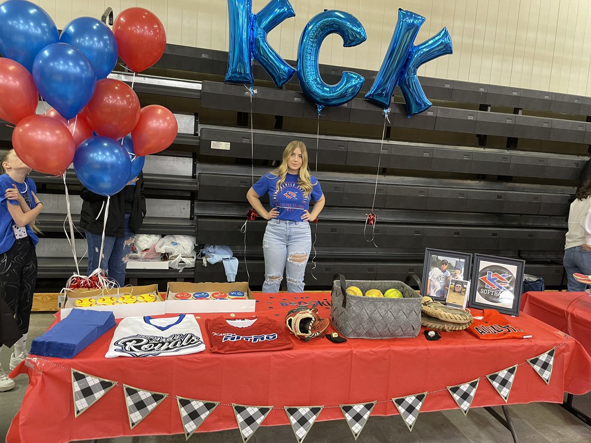 Signed✅<a href="/KckSoftball/">KCKSoftball</a>
