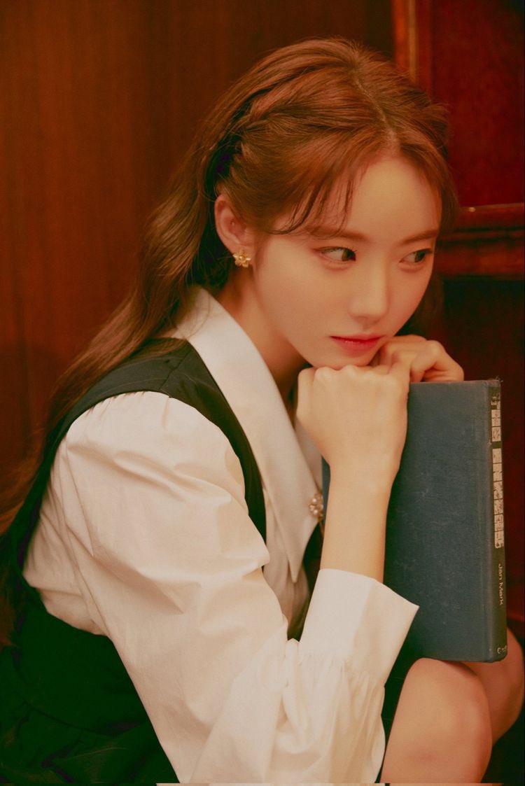 hourlyluda's tweet photo. #루다 ♡ #LUDA ♡ #우주소녀 ♡ #WJSN https://t.co/zTzHHOEOaO