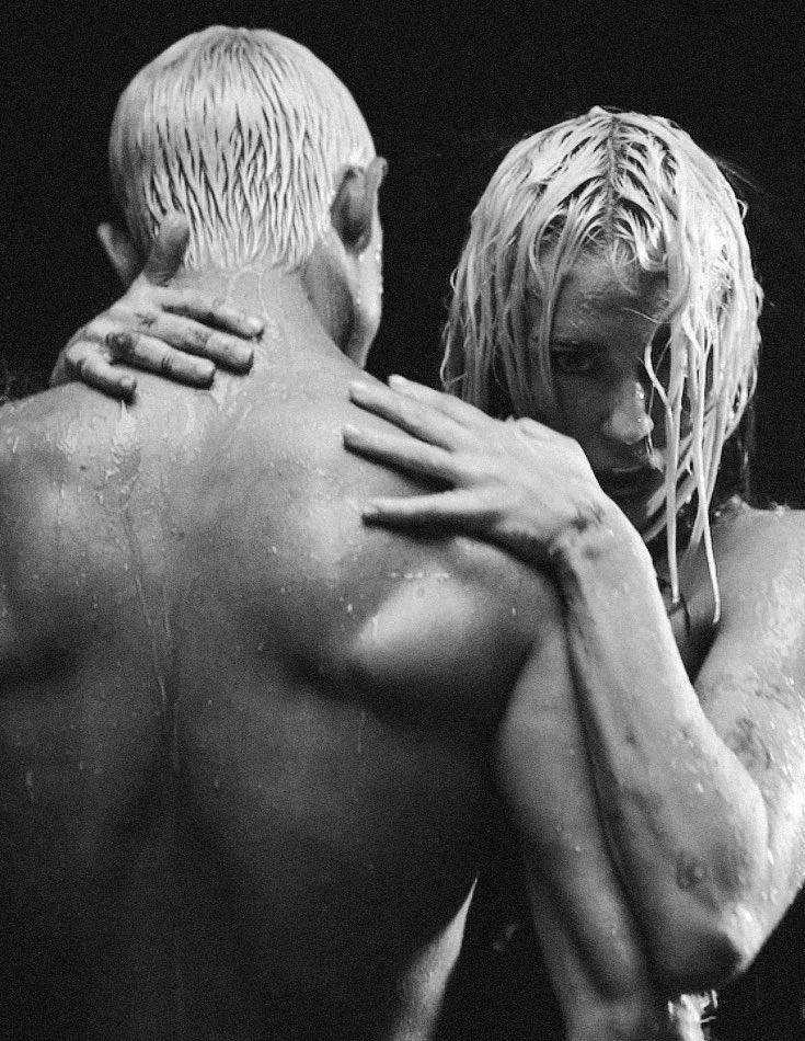 MileyUpdates's tweet photo. miley cyrus and mason hyce in river 🖤 https://t.co/ubPuMdI5wa