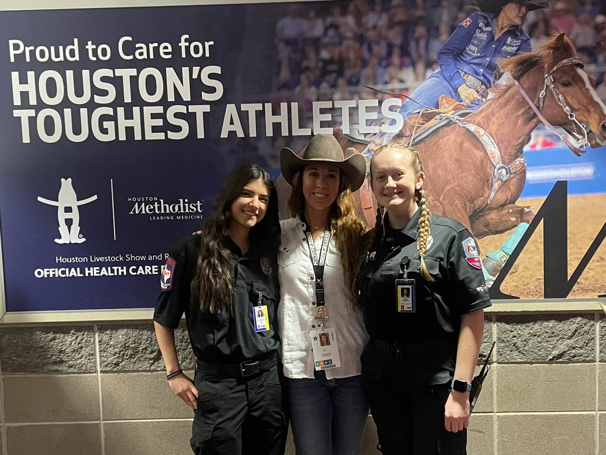 chrissy_cope1's tweet photo. These 2 EMTs just graduated last year and @SarahStakes does sports medicine with me. Nothing beats seeing former @KleinHigh students I taught and trained working as medical professionals. #RODEOHOUSTON @KISD_CTE @KleinHighHST @KleinSportsMed https://t.co/LI32JfcnSR