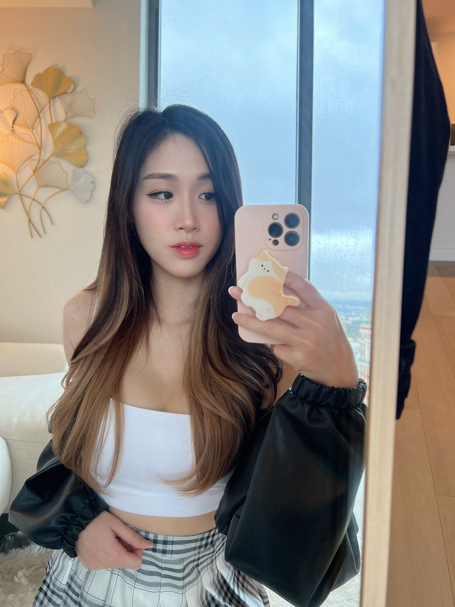 yougelly 💕 on Twitter: "meow"