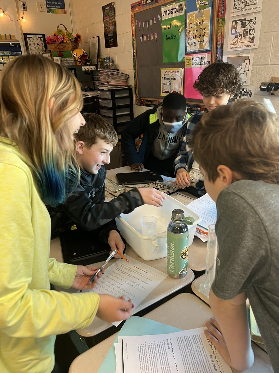 5thDes's tweet photo. Learning to use our science tools while proving conservation of mass. https://t.co/JzefmSSDYa