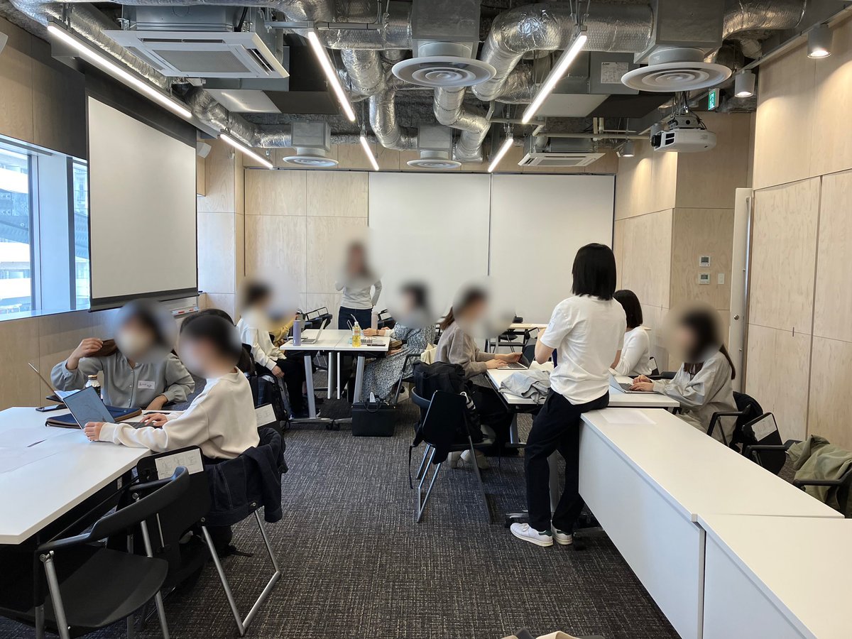 WomensCommunity tweet media