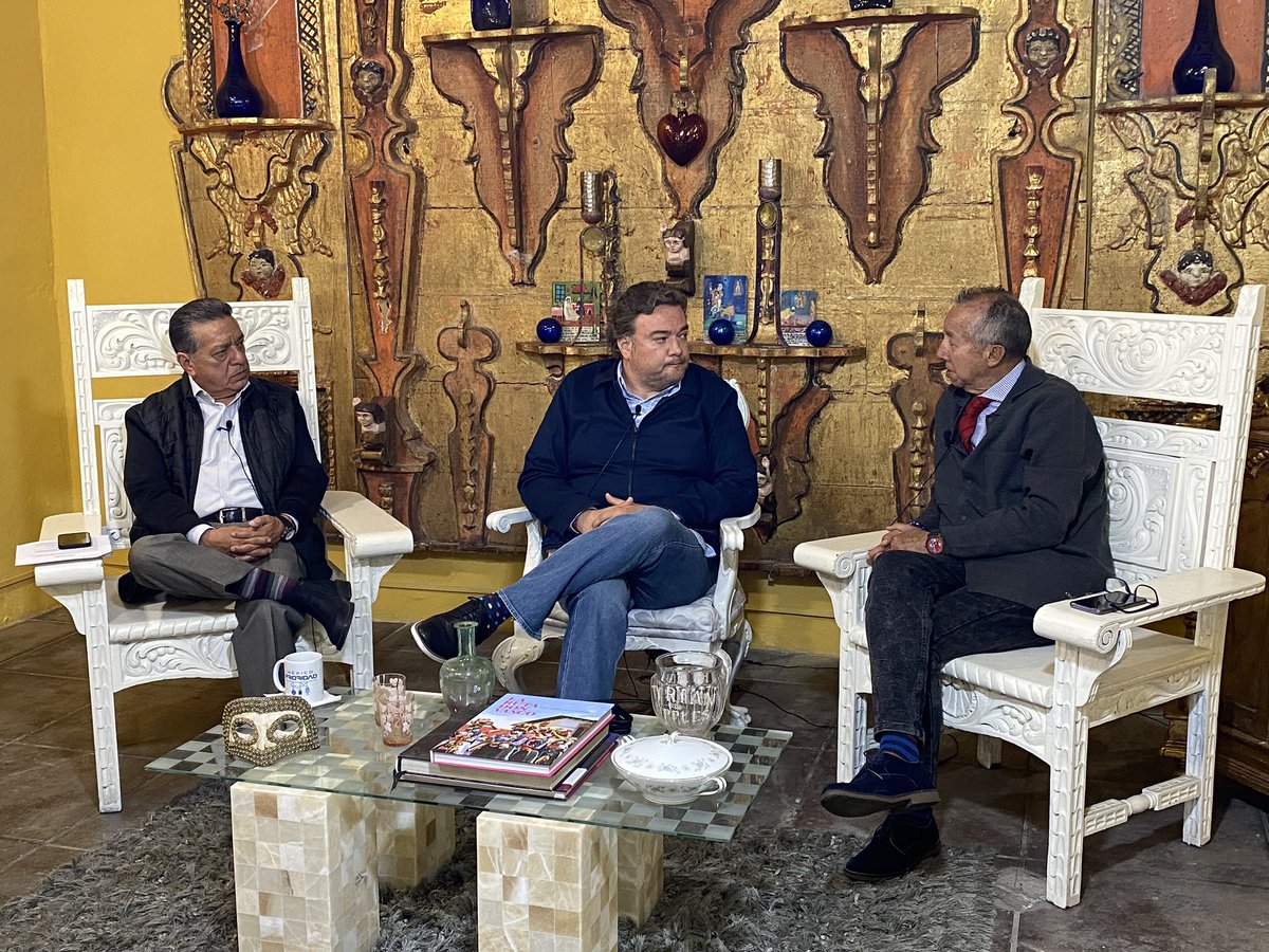 📺 Nos acompaña en el estudio Armando García Pedroche (<a href="/agarciapedroche/">Armando García Pedroche</a> ) titular del <a href="/CCSJPuebla/">Consejo Ciudadano Puebla</a> y quien habla sobre los cambios que se han dado en la instancia en los últimos meses. #EnVivo👇
fb.watch/jq49bWVbta/?mi…