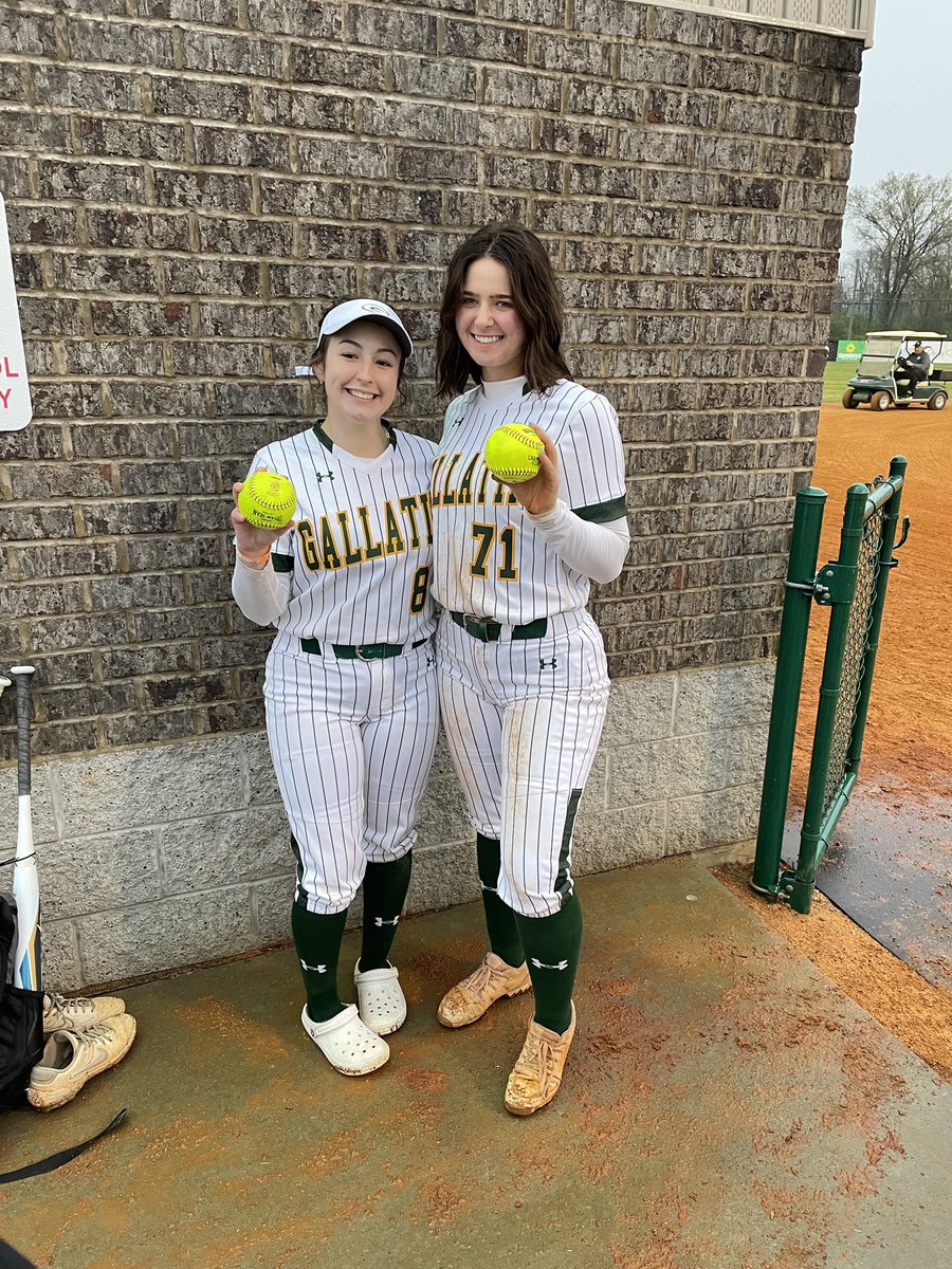 DaughtryBailey's tweet photo. I got my first dinger tonight!! So excited for what the rest of this season has too come. @GallatinSB @Ap07Pitt https://t.co/e1YHuwXpwu