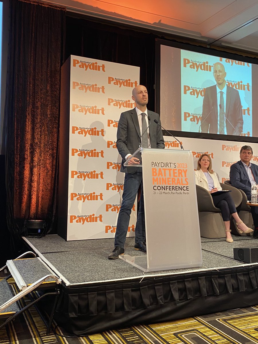 mj_wash's tweet photo. “Vanadium is not just a niche metal. It’s an industrial, critical and battery metal.”

@AusVanadium $AVL chief executive Graham Arvidson states the case for #vanadium and the emergence of VRFBs.

#BATMIN23 @Paydirt_Media https://t.co/qyXDms9On5