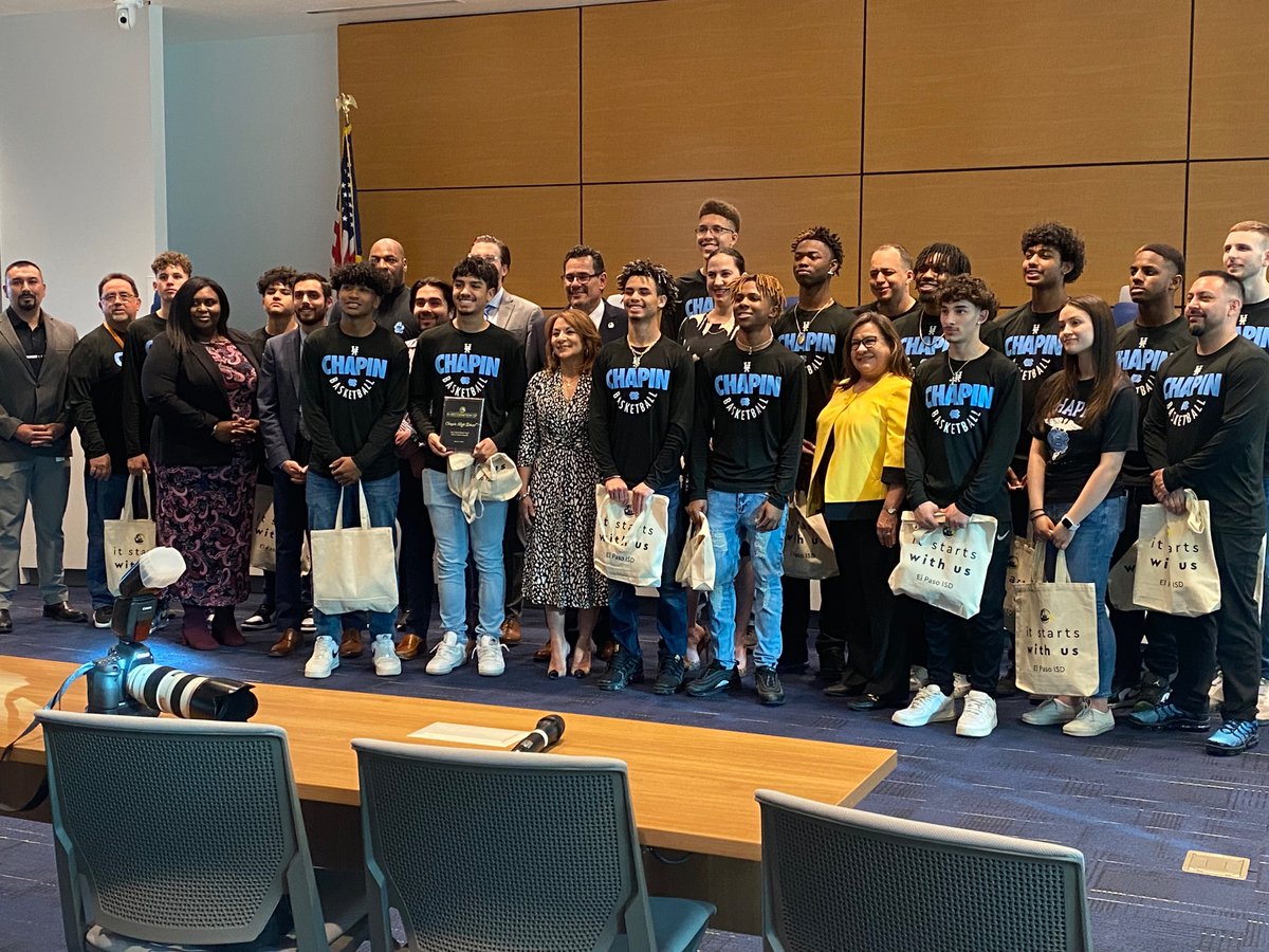 Thank you <a href="/DsayavedraEPISD/">Diana Sayavedra</a> and <a href="/ELPASO_ISD/">El Paso ISD</a> for the love! Our guys worked hard and EARNED everything this year. We are so proud of how they represented our school, the district, our northeast community, and the city!
GO HUSKIES
#ACC