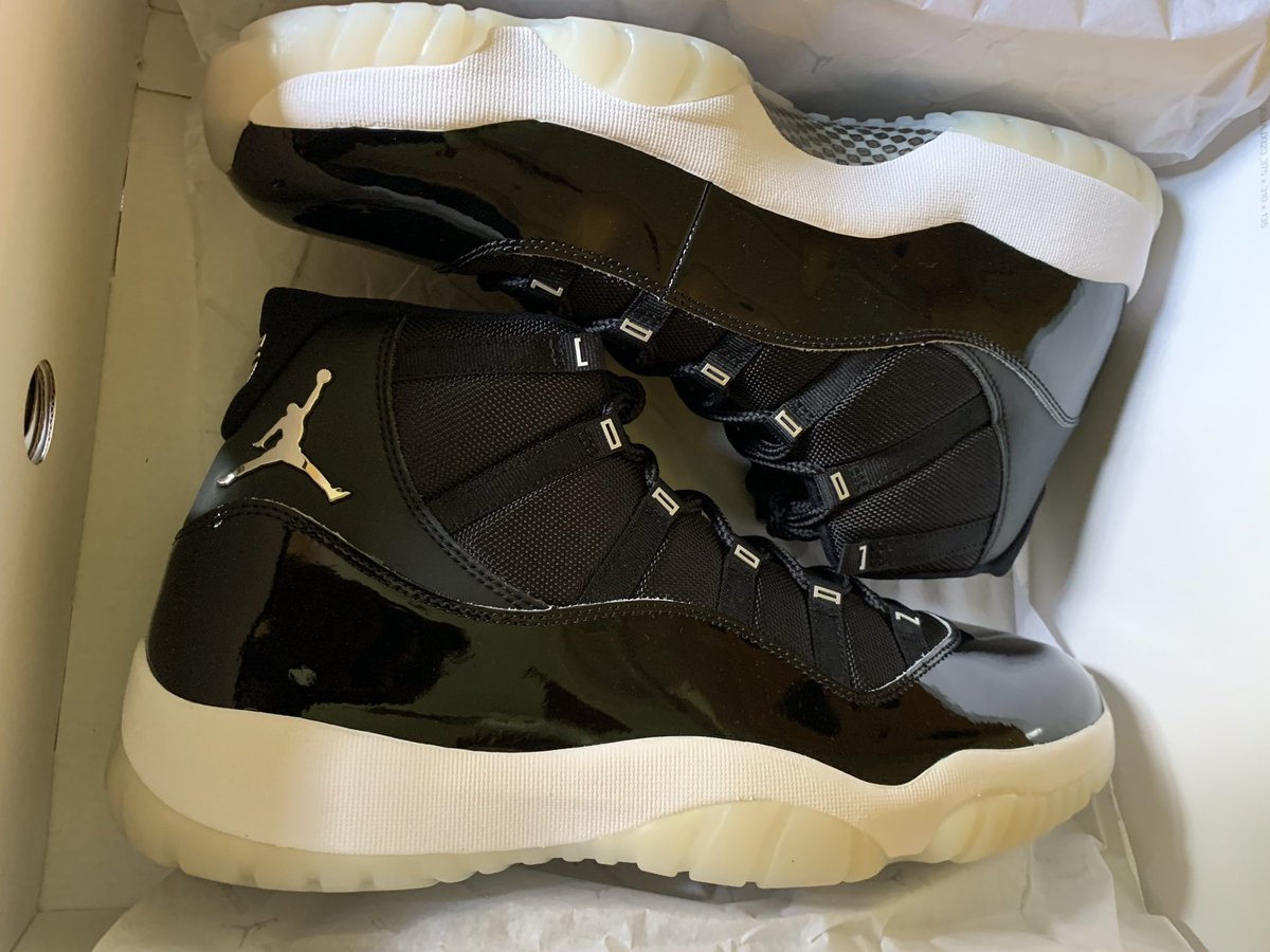 SoleForDays's tweet photo. @RetailTuesday Sz 15 DS $350 shipped https://t.co/E6OX7qZWDJ