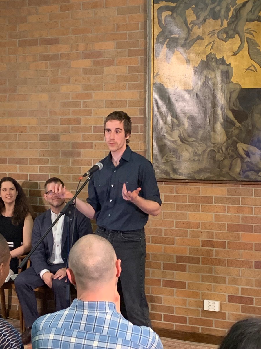 AcfasToronto's tweet photo. Finale torontoise de Ma thèse en 180 secondes: les 3 lauréats du jury sont Martache Monvoeux Moutsouka (catégorie collégial), Paul Deguire (maîtrise) et Diane Kolin (doctorat)! Votez pour votre coup de coeur parmi les 7 candidat-e-s ici https://t.co/lnad8T8kHb https://t.co/XR9aENV84J