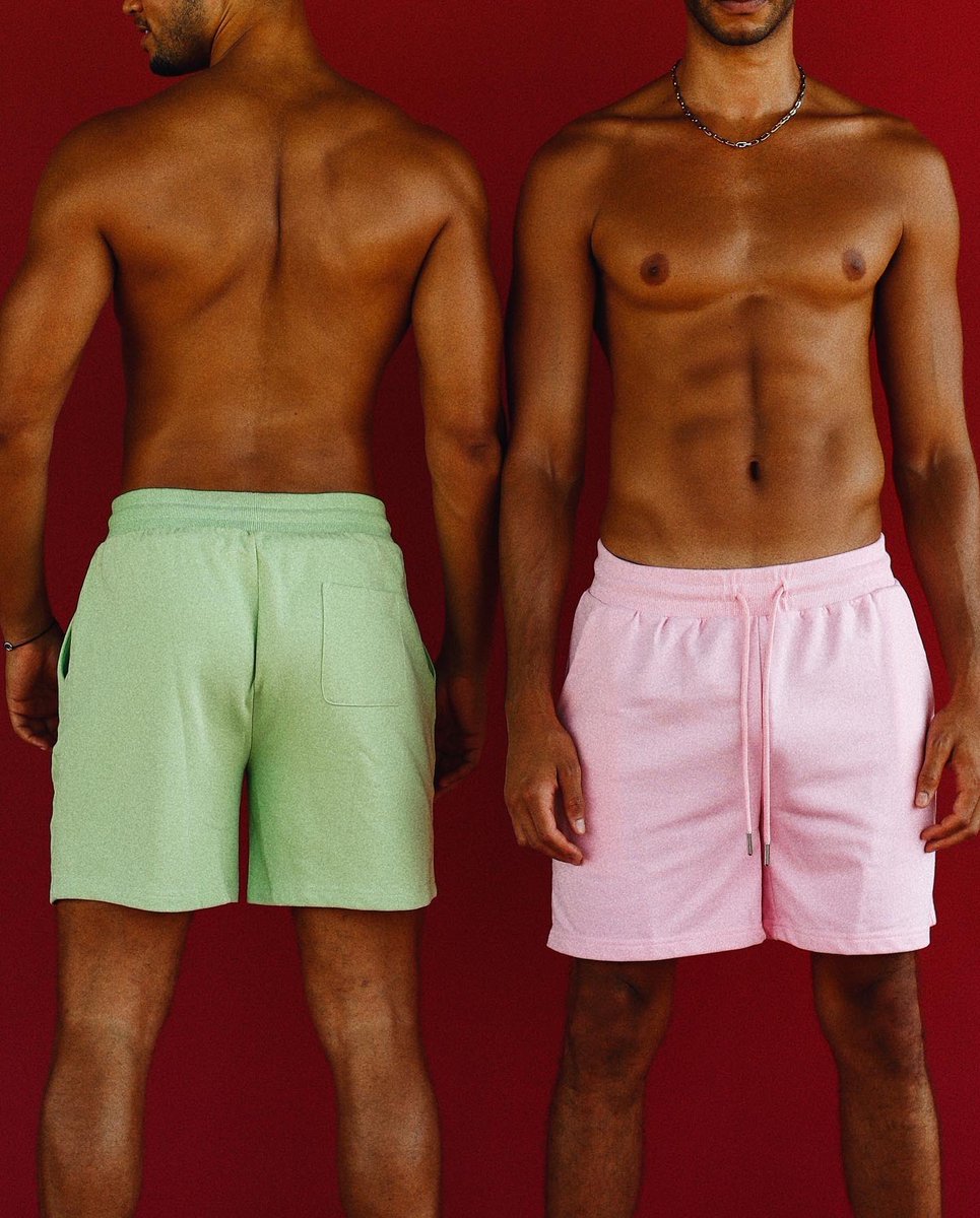 Reignbystephen's tweet photo. Spring has Sprung 💕💚

Shop our “Oversized Comfy Sets” that come in two colors. Perfect for the spring time 

https://t.co/HtRtXIUasn https://t.co/ILSFHFkaQq