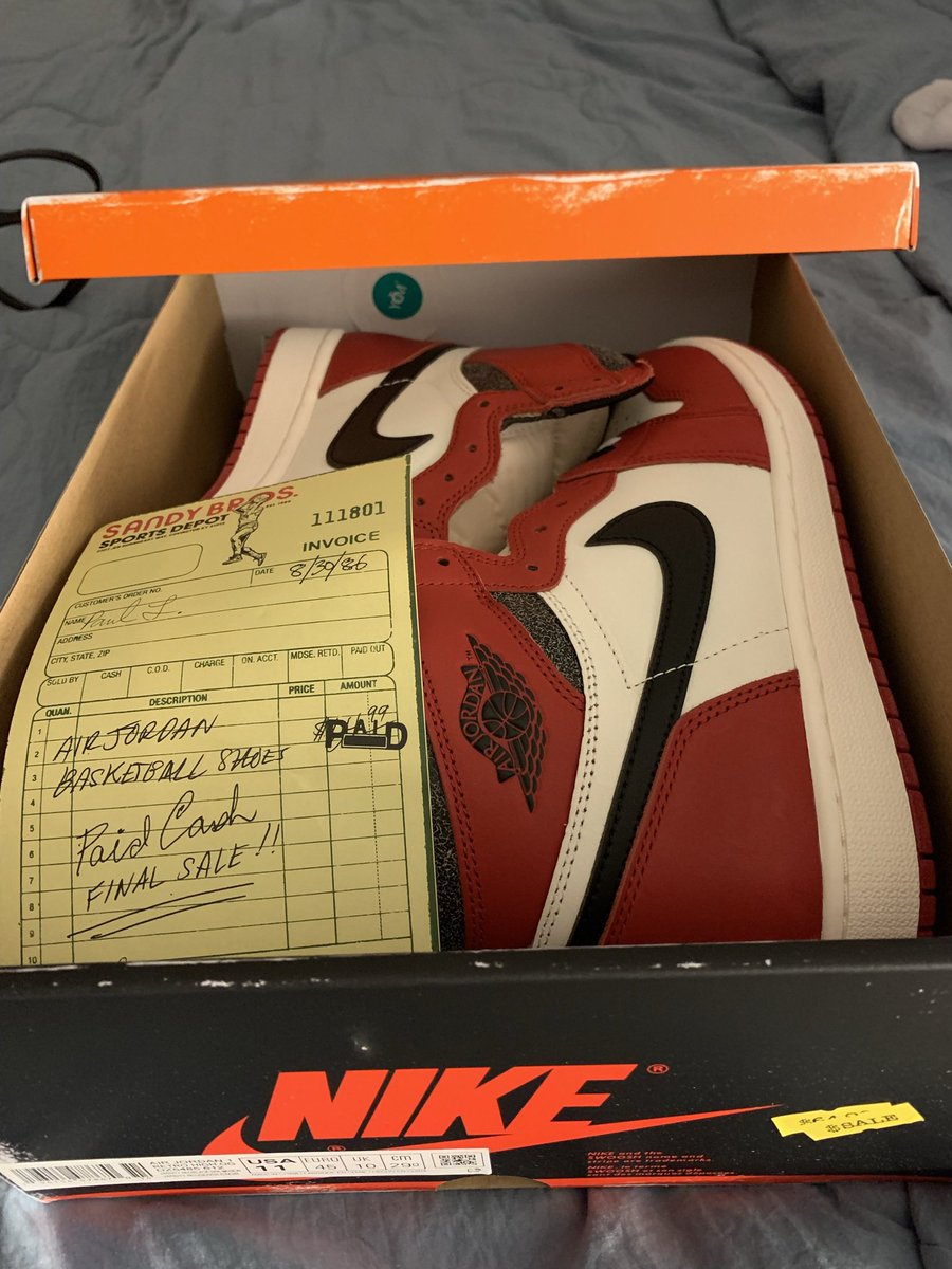 SoleForDays's tweet photo. @RetailTuesday Sz 11 DS $450 shipped https://t.co/DgrZCuqYRo