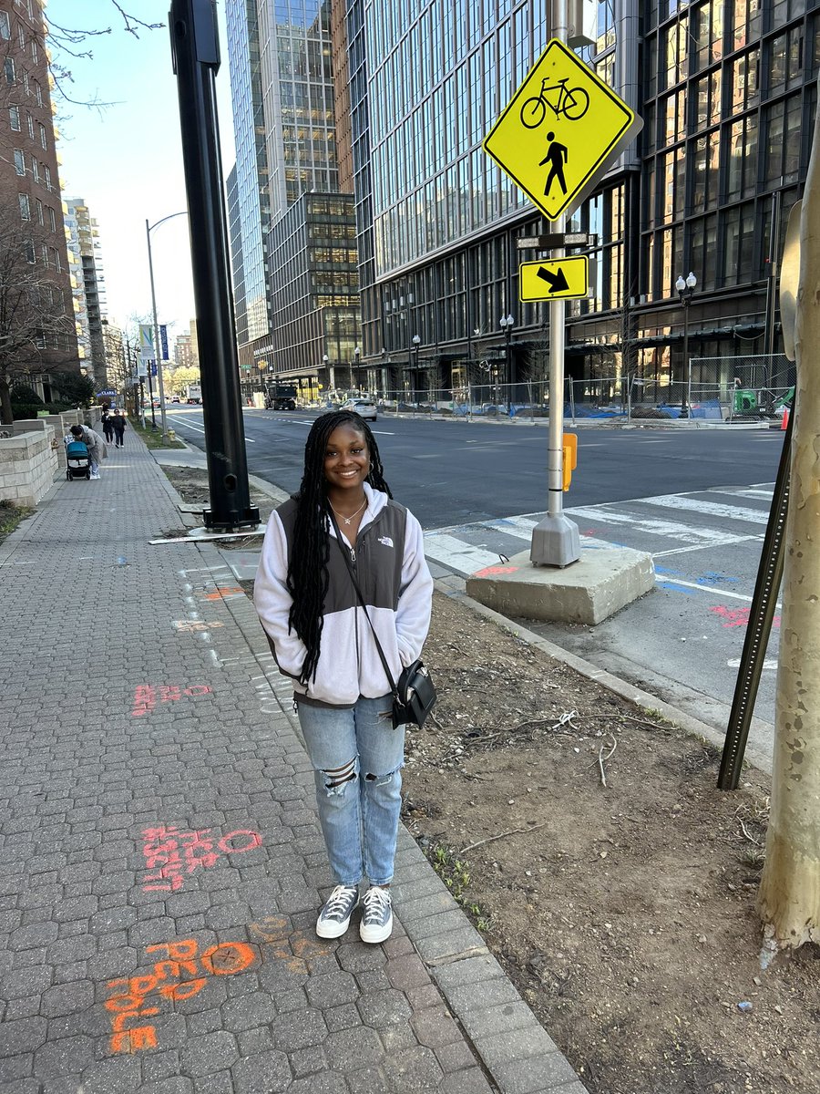 aniyahvc_'s tweet photo. Thank you Howard University for the invitation to visit your campus as a prospective future bison. This was an amazing and unforgettable experience! https://t.co/rOWP8Hnl0M