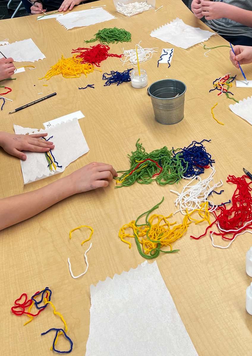 Ms. Kruchkowski 🍎 tweet media