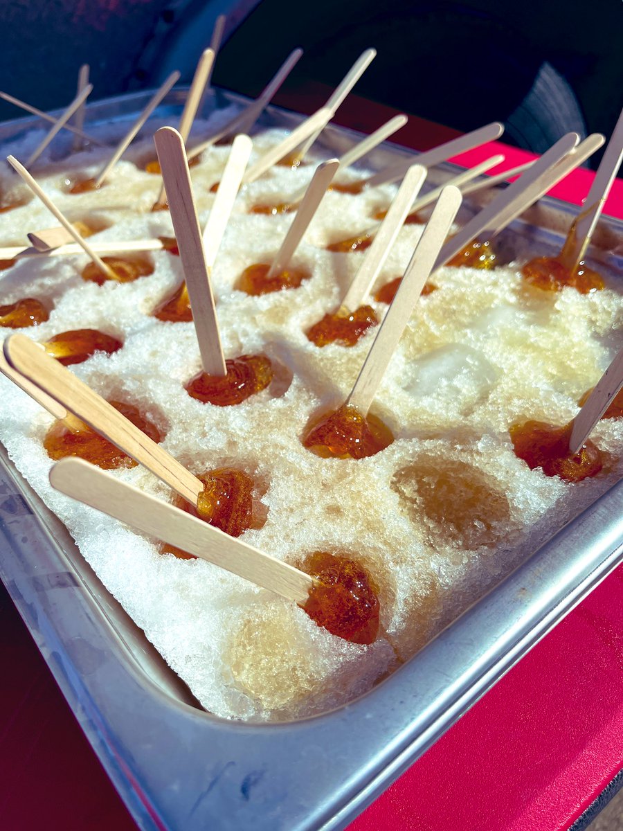 Ms. Kruchkowski 🍎 tweet media