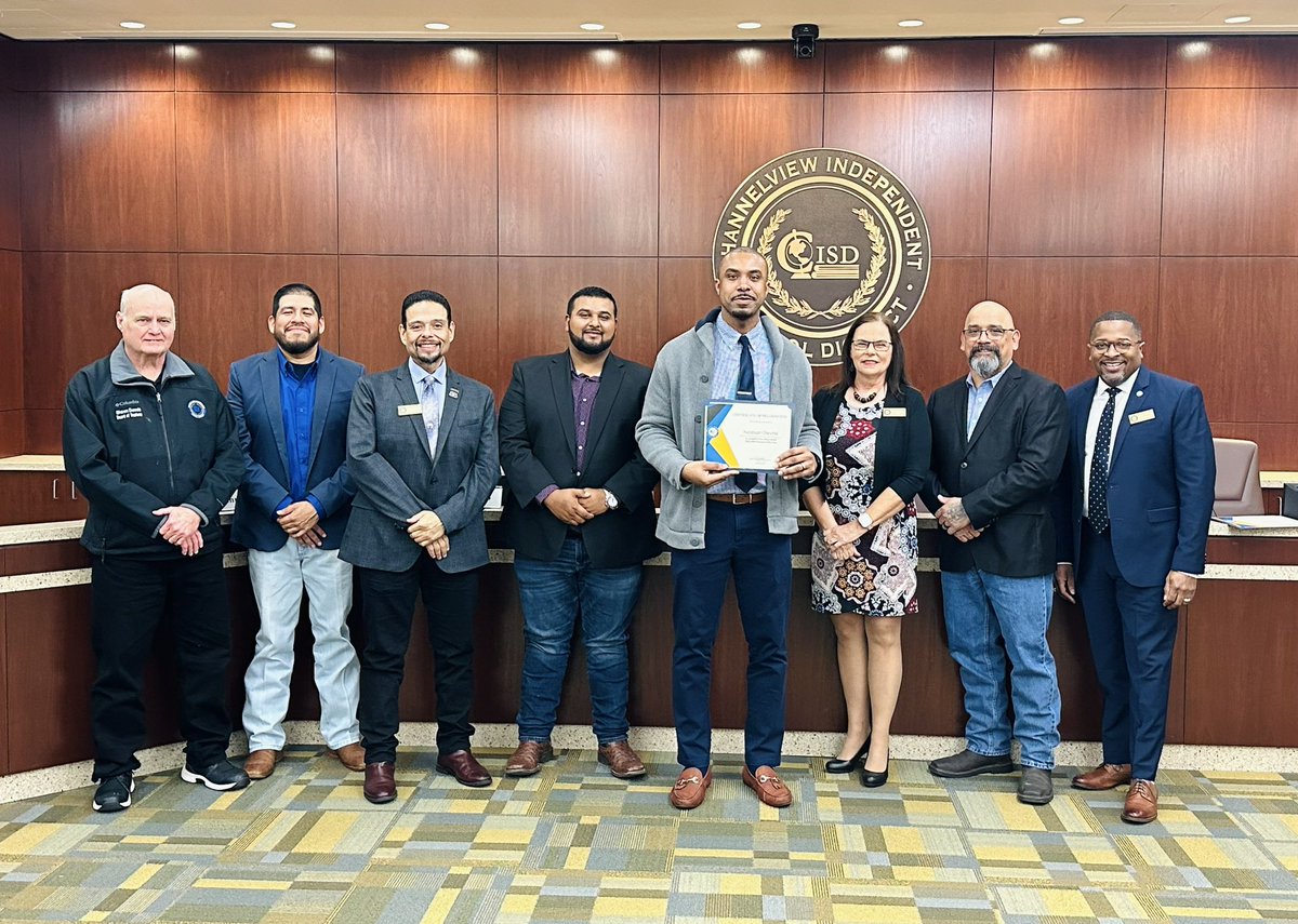 Once again, congratulations to our campus principal, Mr. Owens for being the <a href="/ChannelviewISD/">Channelview Independent School District</a> Secondary Principal of The Year! We appreciate the countless hours you pour into leading our campus! We are extremely lucky to have you. 💙🐝 #HornetNation #HornetPride