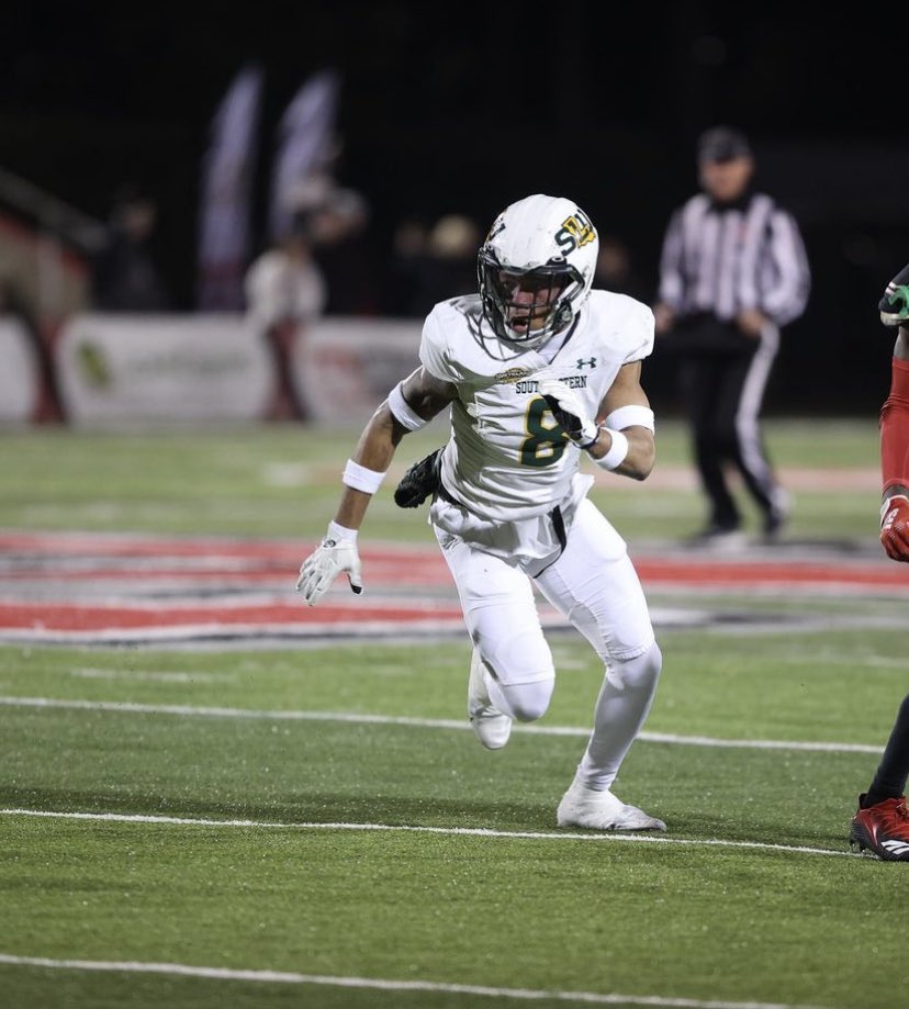 Blessed to receive a offer from Southeastern University 💚💛🦁<a href="/CoachLeeCollins/">Del Lee-Collins</a> <a href="/EDGEASSASSINS/">EDGE ASSASSINS</a> @foster20504 <a href="/MohrRecruiting/">Brian Mohr</a> <a href="/samspiegs/">Sam Spiegelman</a> <a href="/BillyEmbody/">Billy Embody</a> <a href="/Julie_Boudwin/">Julie Boudwin</a> <a href="/ChadSimmons_/">ChadSimmons</a> <a href="/RecruitLouisian/">Recruit Louisiana™️</a> <a href="/Jeff_XOS/">Jeff Martin</a> <a href="/On3sports/">On3</a> <a href="/adamgorney/">Adam Gorney</a> <a href="/Sheadixon/">Shea Dixon</a> <a href="/SonnyShipp247/">Sonny Shipp</a> <a href="/mfarrellsports/">Mike Farrell</a>