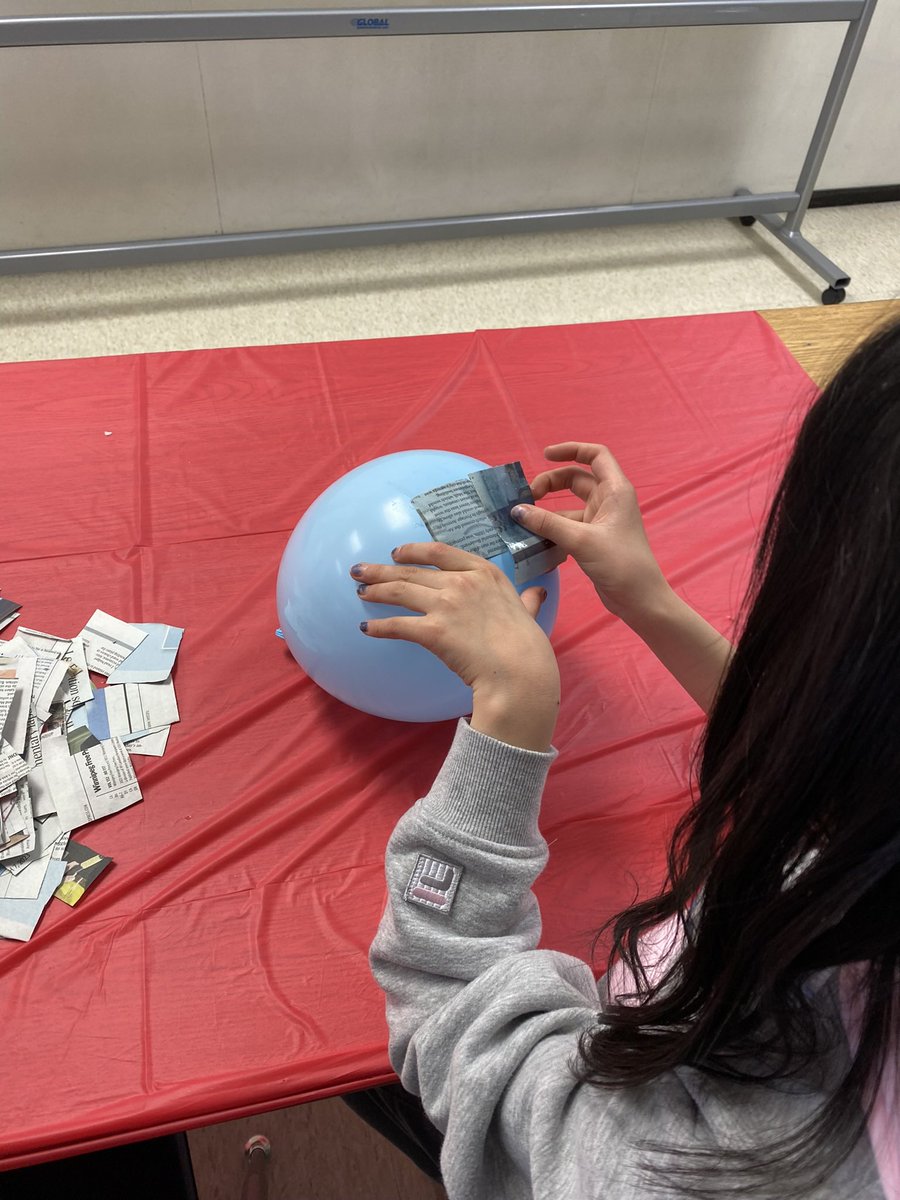MrsCaitlinMunro's tweet photo. Creating with the 5/6 classes @darwinLRSD https://t.co/g5naqlC1bB