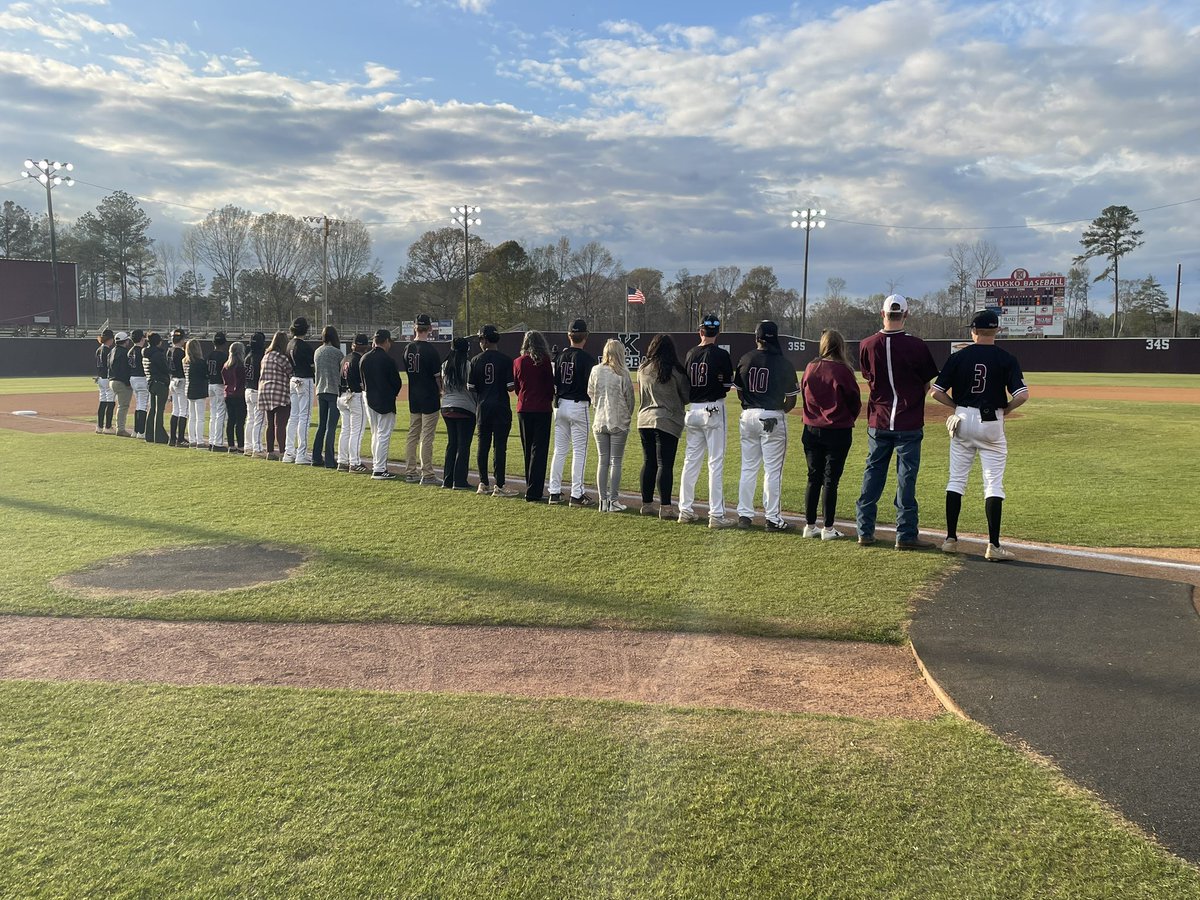 KSDsports's tweet photo. Whippet Baseball
Final/4:
Louisville - 1
Kosciusko - 24
Had a great night at baseball tonight! Whippets win big! It was also teacher appreciation night! Our guys each chose a teacher who has impacted their life to stand with them during the National Anthem. #EducatingGreatness https://t.co/qDSIU1kNWB
