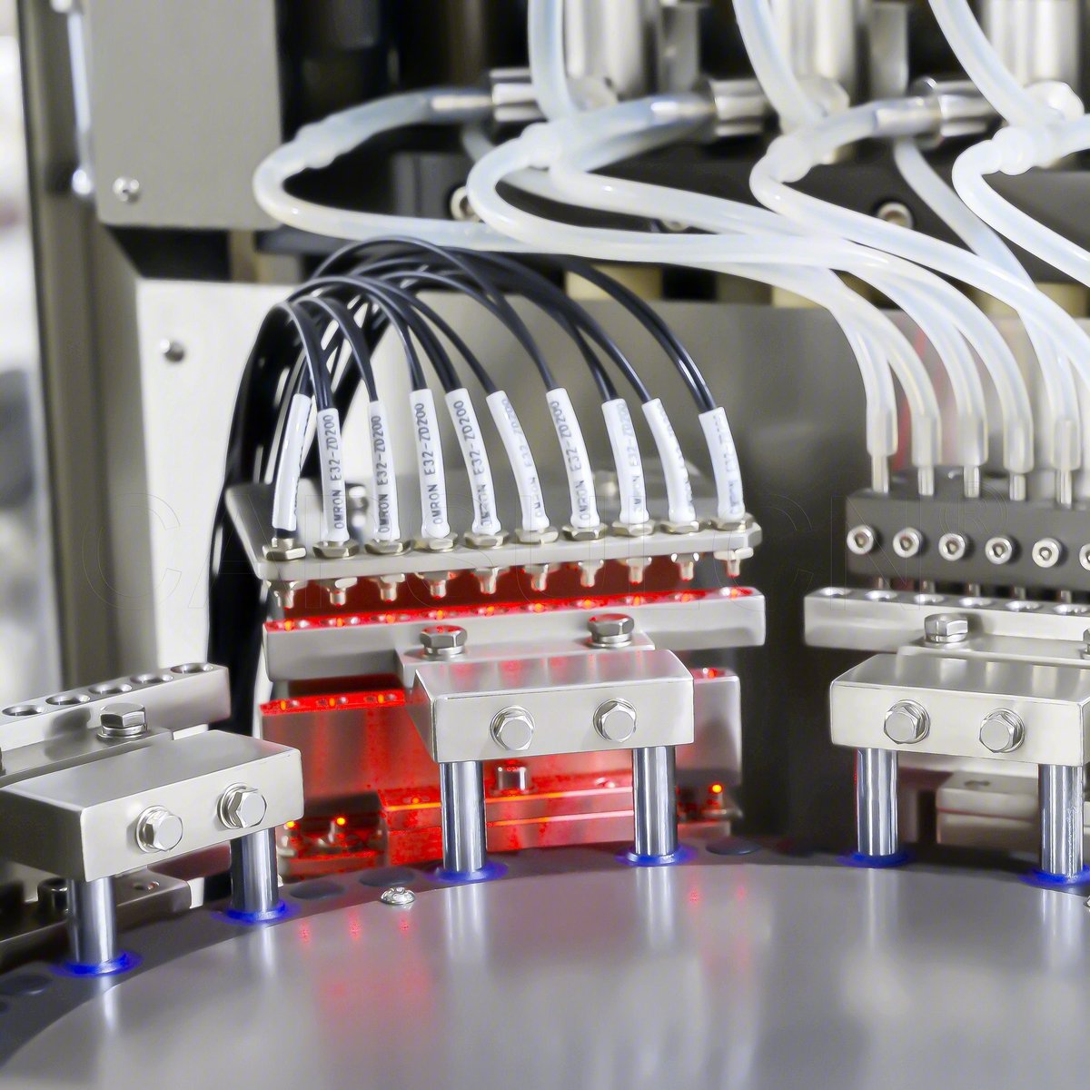 capsulcn_'s tweet image. Share some details of the automatic capsule liquid filling machine NJP-500. The machine can be sold separately. 

#capsulefillingmachine #liquidfillingmachine #capsulcn #machines #ipharmachine #machinetools