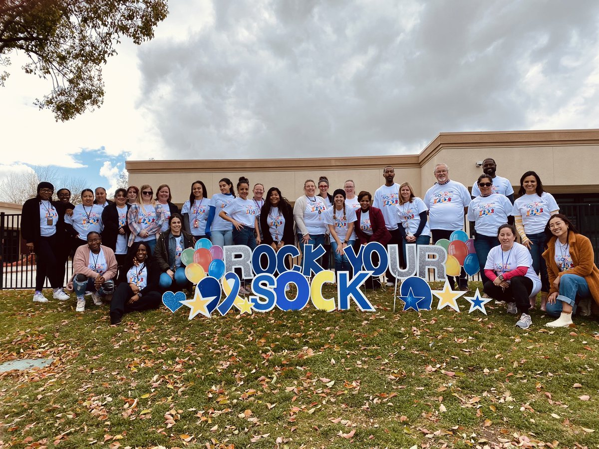 vvusdbethune's tweet photo. A huge thank you the Ayub family for providing every staff member here at Bethune shirts to promote acceptance and inclusion for World Down Syndrome Day! 💙💛 We are so grateful to have you our community! 🐯✨ #leanonme #leanonawildcat🐯 #worlddownsyndromeday https://t.co/IhZQGJa6bH