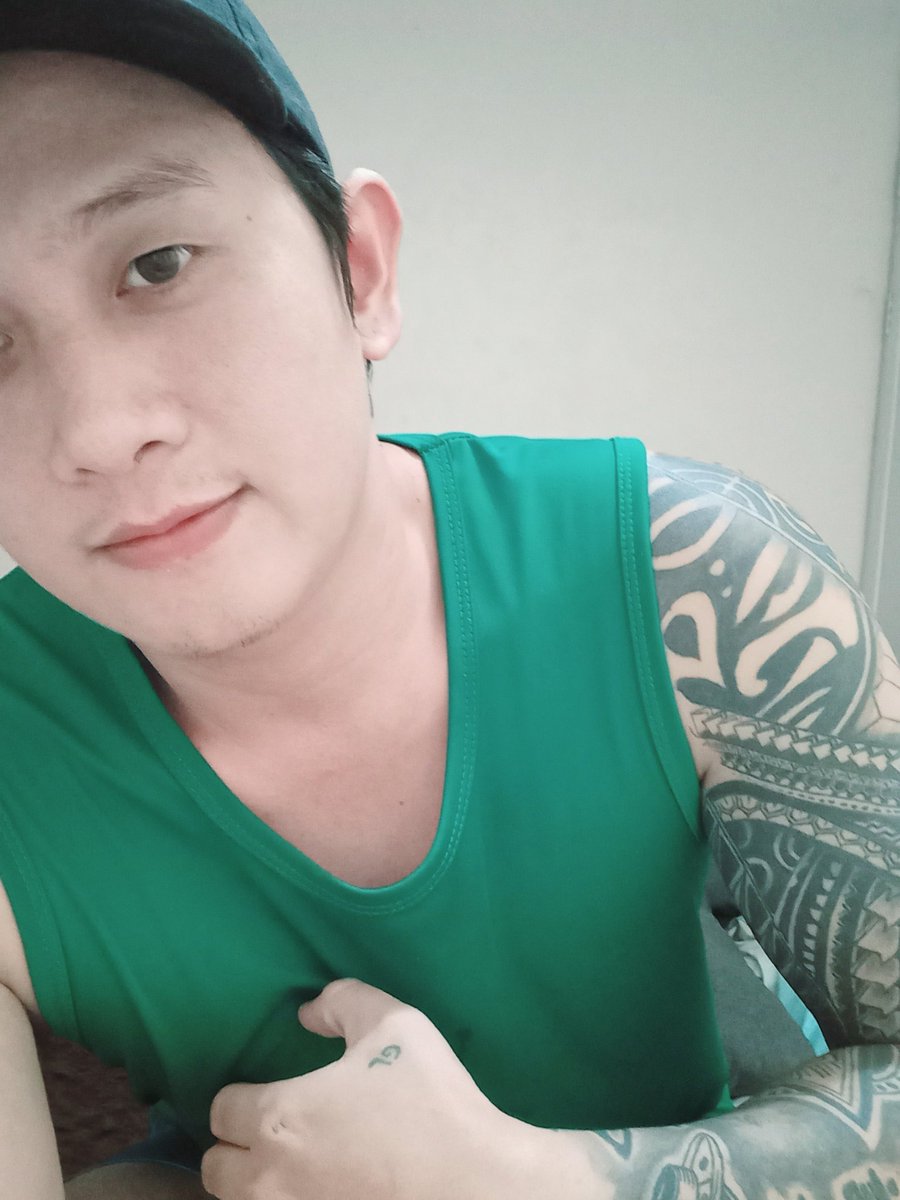 Nick_Masseur tweet media