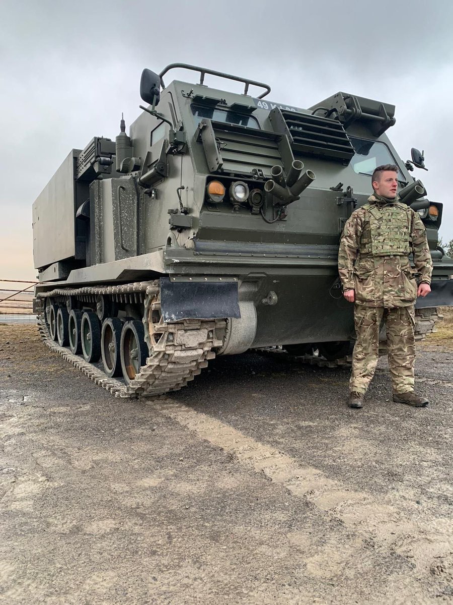 101RegtRA's tweet photo. Gunner Greg Urwin is a Reservist in #Blyth.
Greg who is employed by Baker Hughes in #Newcastle is undergoing driver training on our #M270 #MultipleLaunchRocketSystem
On completion Greg will be qualified to drive the equipment on any terrain. https://t.co/ymMZuYxqTQ