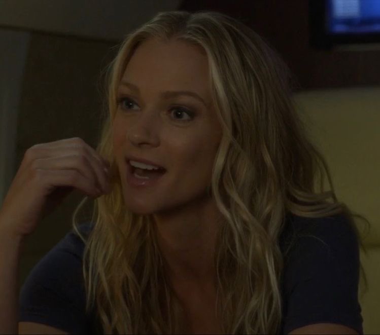 ELLESGREEN's tweet photo. wavy hair jareau https://t.co/5oroXcIM9s