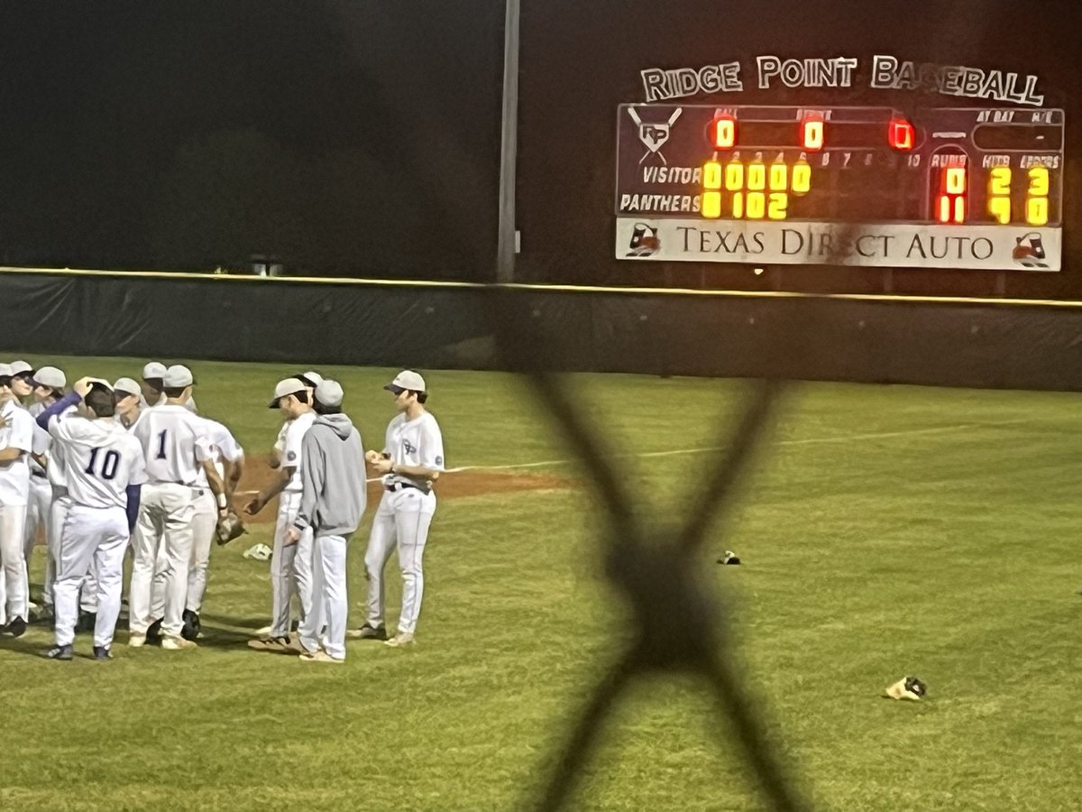 11-0 victory over Elkins tonight. Great pitching and hitting. Still undefeated in district play. Awesome job baseball. @RPHS_Panthers @RP_PantherPride @RPHSBaseball @FBISDAthletics