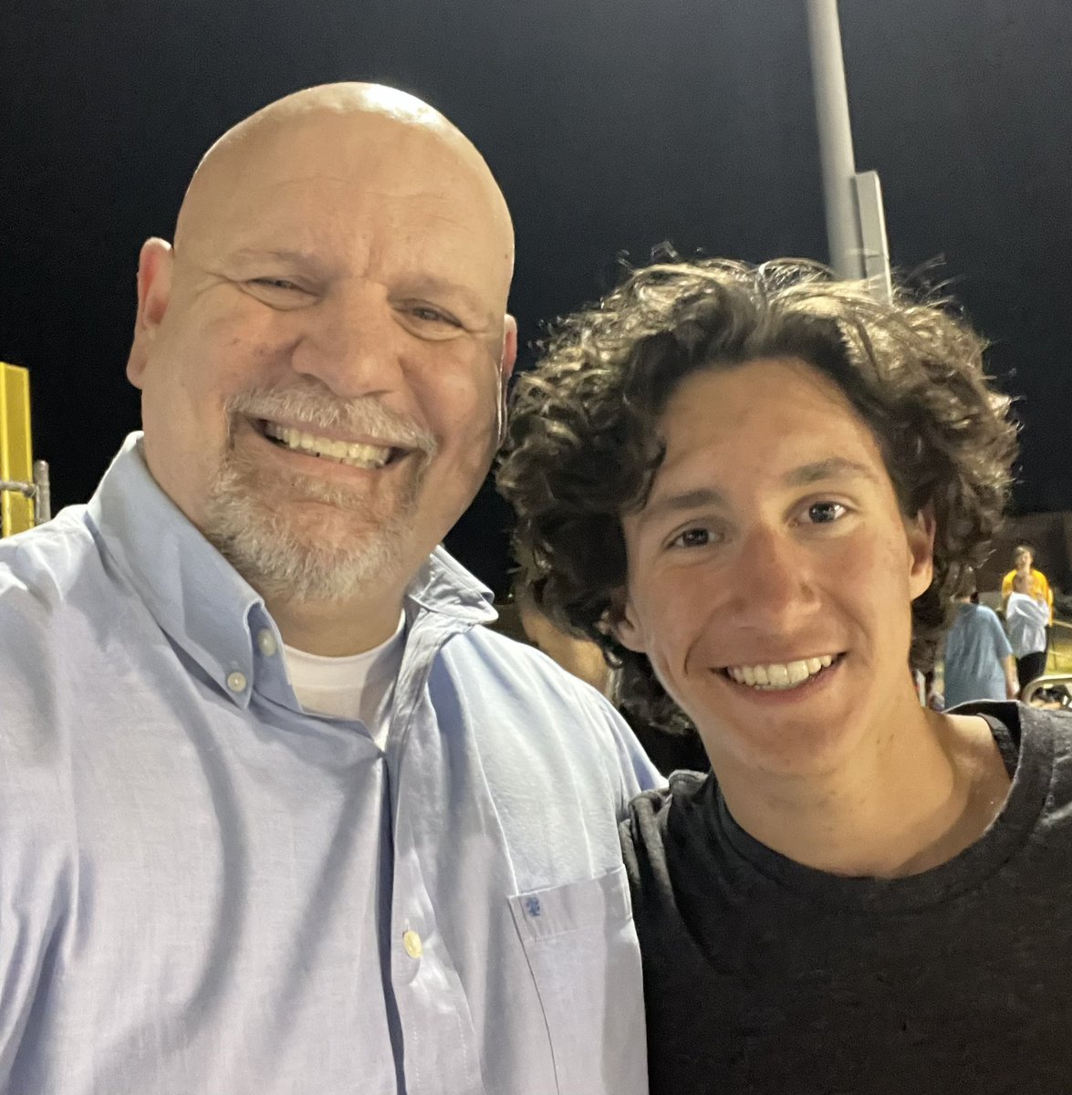 EESPrincipal's tweet photo. This former student invited me to watch him run at tonightโs @CullmanCats track meet. It was something to behold, and he made the podium! Go, Bearcats! #AlwaysEast @tuggle_allison @markstephens22 @clasleaders @AAESACLAS https://t.co/DbDnLDr5MU