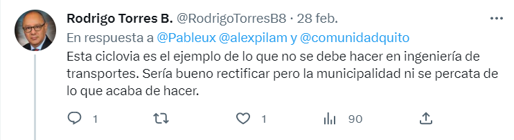Hanz_Narvaez's tweet photo. ¿Cuál es el criterio técnico para poner una ciclovía en una calle tan estrecha? Conocían que también circulan por la misma calle servicios de transporte que ocupan gran espacio. ¿Se les ocurrió ver algún manual de inclusión de ciclo-rutas o ciclovías? Existen. @Gamanoticiasec https://t.co/In2uFYIhaL
