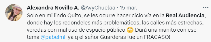 Hanz_Narvaez's tweet photo. ¿Cuál es el criterio técnico para poner una ciclovía en una calle tan estrecha? Conocían que también circulan por la misma calle servicios de transporte que ocupan gran espacio. ¿Se les ocurrió ver algún manual de inclusión de ciclo-rutas o ciclovías? Existen. @Gamanoticiasec https://t.co/In2uFYIhaL