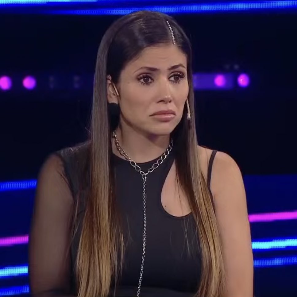 fedeebongiorno's tweet image. 👁️ coti se dirige a romina: 

“mala leche, mala mina, mala persona […] me dijiste gorda, hablaste de la sexualidad de agustín, hablás mal siendo diputada nacional” #GranHermano