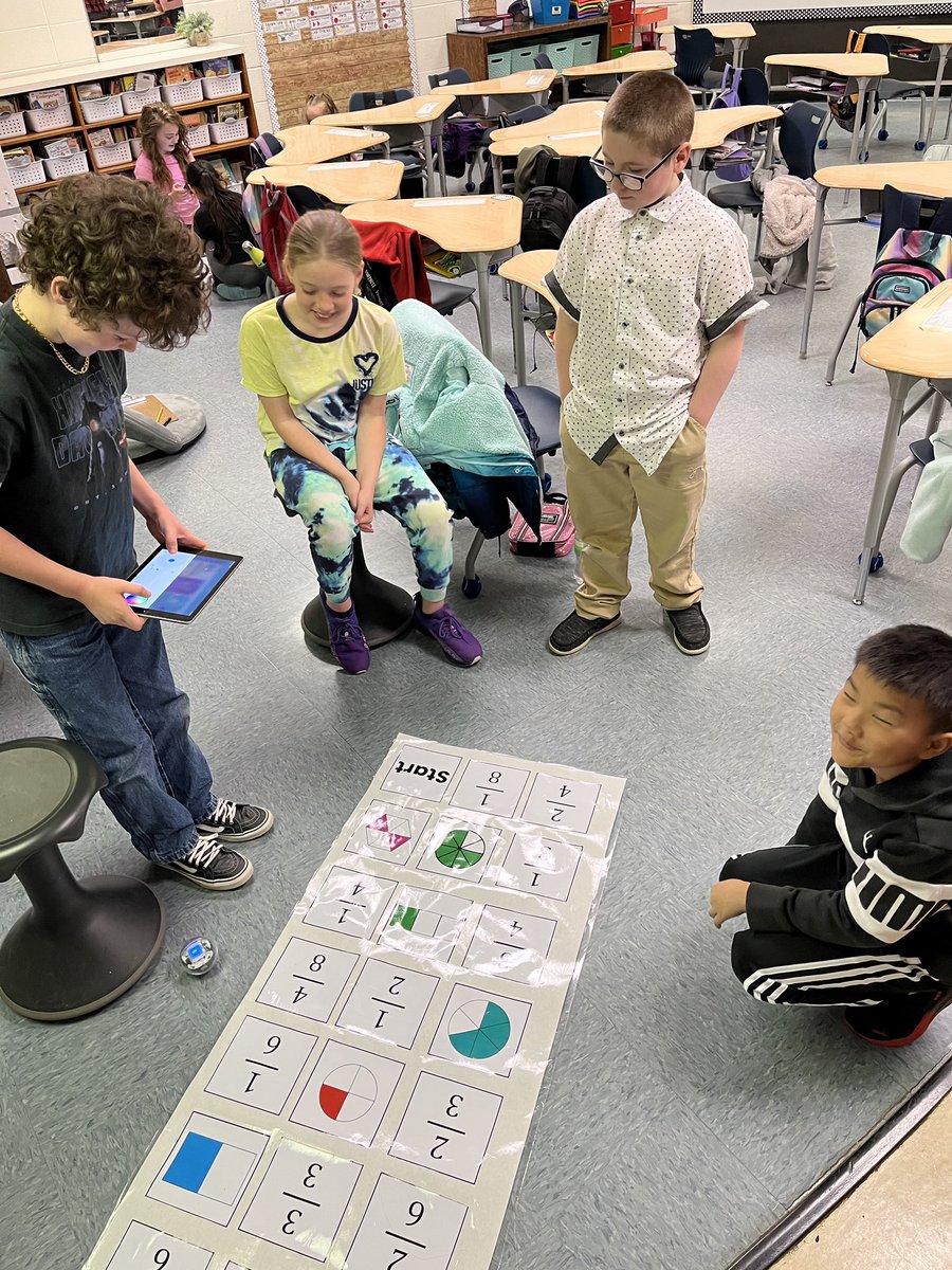 h_j_russ's tweet photo. Awesome day with 3rd graders at @des_wolverines.  Favorite kid quote- “Fractions ARE fun!”#ignitelearningbcps #allinbcps https://t.co/aNu2lk76Qo