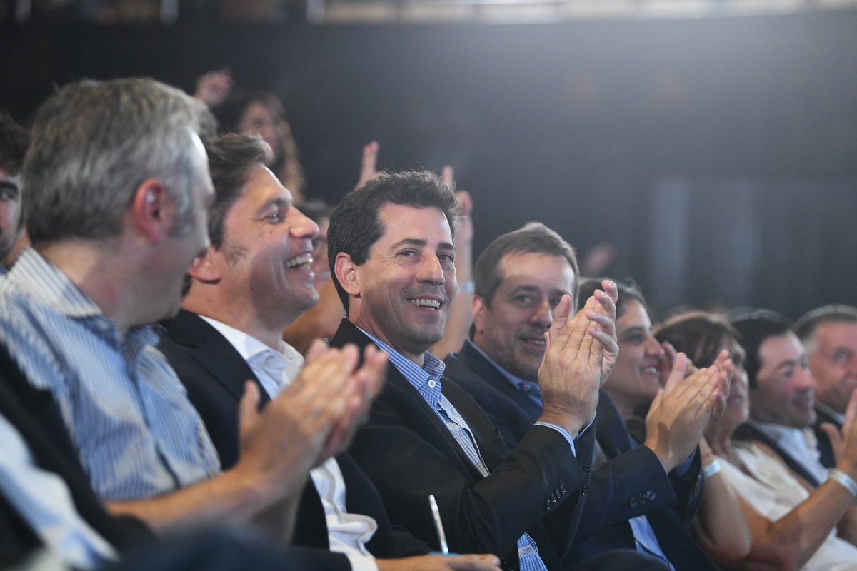 Cristina es coraje y amor a la Patria y a nuestro pueblo.

Eso es lo que no le perdonan.