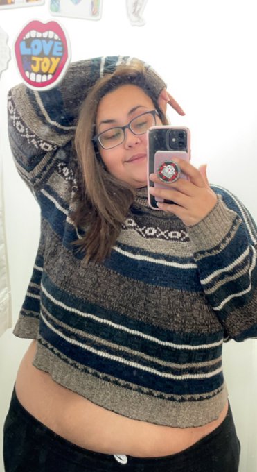 Dude, I&rsquo;m so fucking cute https://t.co/1JBxotrjCC