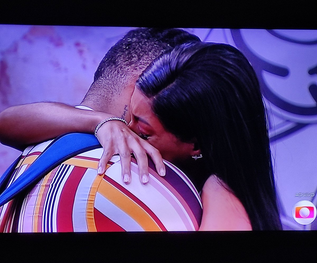 callex1980's tweet photo. Esse reencontro que gosto! Quero esses dois de volta na casa. #BBB23 https://t.co/SNu2JE00wZ
