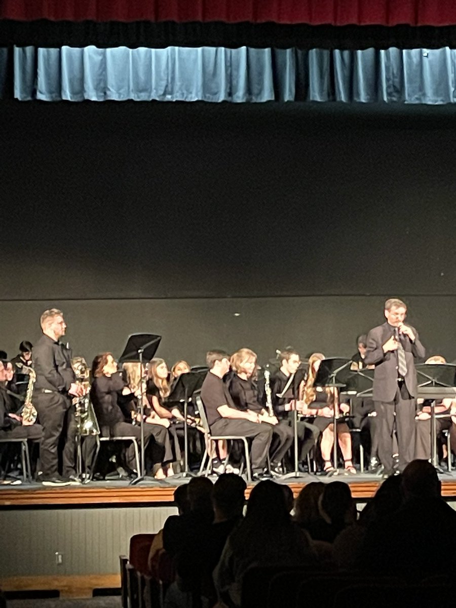JulieSchrum320's tweet photo. The Band Spectacular did not disappoint! https://t.co/UKo9YRxI4F