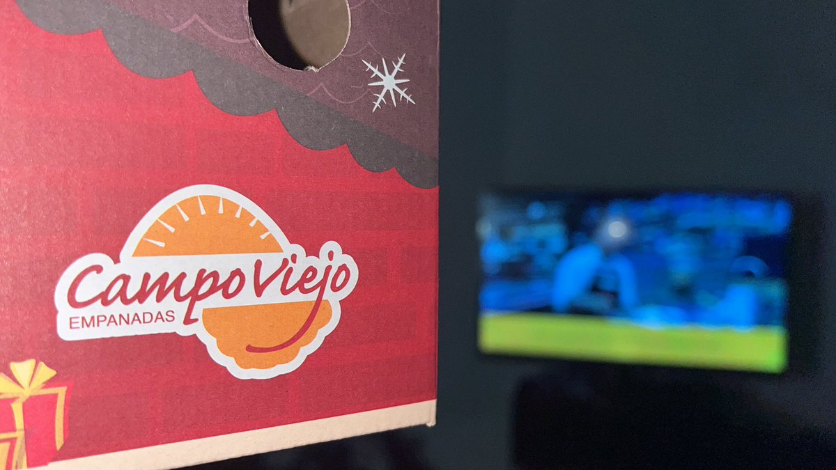 NegraDelia's tweet photo. Y aquí estamos!! Enviciados por la culpa de @gabybustamantet !! Pepa sería verlo juntos pero ni modo!!! #modomasterchef https://t.co/tWNdxfcADf