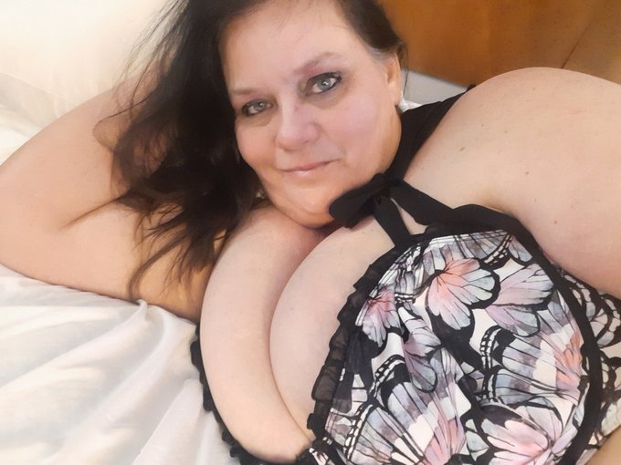 Have you seen what's going on @Niteflirt ? SUBSCRIBE For hot pics and videos https://t.co/0reip7YrYr<a class="tags" target="_blank" title="On Twitter" href="/?out=eyJ0eXAiOiJKV1QiLCJhbGciOiJIUzUxMiJ9.eyJpYXQiOjE3MjI0MTg4NjYsImlzcyI6InR3cG9ybnN0YXJzLmNvbSIsIm5iZiI6MTcyMjQxODg2NiwiZXhwIjoxNzUzOTU0ODY2LCJyZWRpcmVjdF91cmwiOiJodHRwczovL3R3aXR0ZXIuY29tL05pdGVmbGlydCJ9.xGaV-j_G7N9MsuCE_1yaqoy44sp5Kh4a5OywD5xYGdcx2ilyjp4GfgzFjXVR4obWUl_uLyZhOnzy0OHmfQO5ag">@Niteflirt</a><a href="/tag/ssbbw"class="tags"><span>#ssbbw</span></a><a href="/tag/feederism"class="tags"><span>#feederism</span></a><a href="/tag/feeder"class="tags"><span>#feeder</span></a><a href="/tag/bellyrubs"class="tags"><span>#bellyrubs</span></a><a href="/tag/bellies"class="tags"><span>#bellies</span></a>