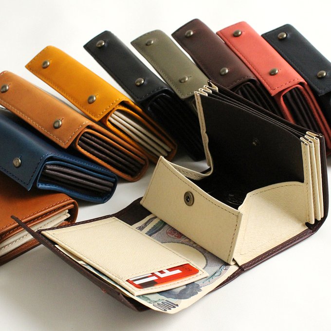 今使ってる財布が転売ヤーに目を付けられたとかで買い替えもロクに出来なくなってんの本当に腹が立つ。
使いやすくてこれ以外に変えたくないんだけどな。 