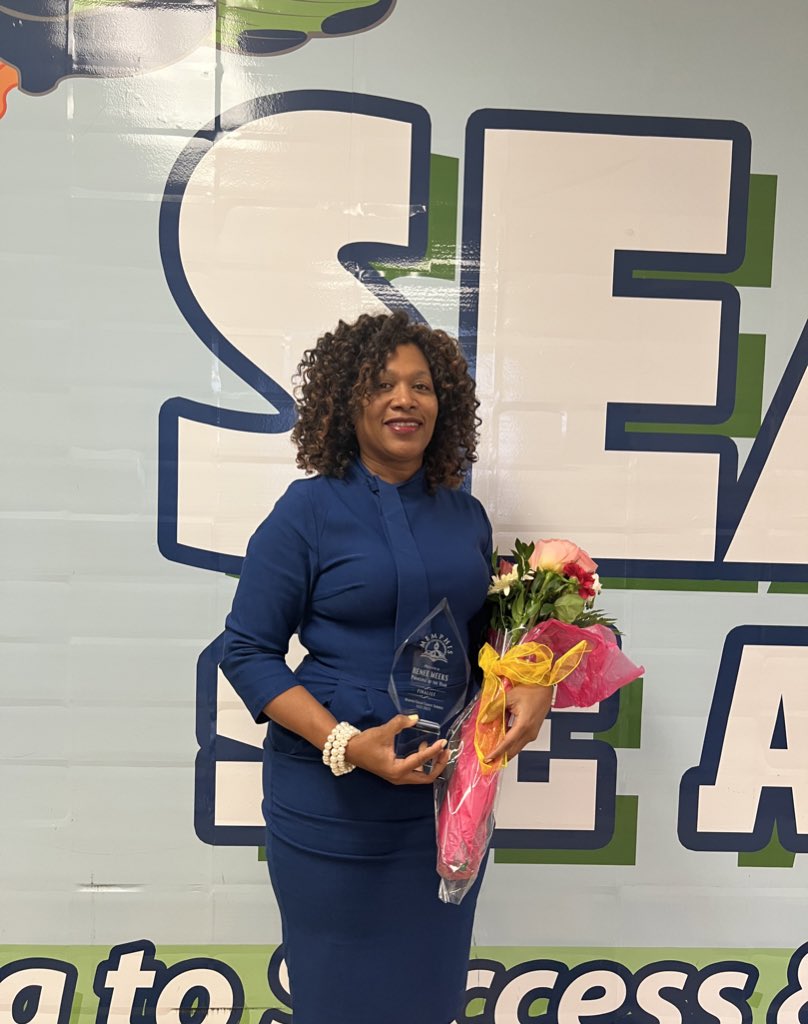 ReneeMeeks's tweet image. I am honored and humbled to be chosen as a finalist for Memphis-Shelby County Schools’ Principal of the Year. It’s because we have the best students, faculty, staff, families, and community supporters. There’s no place like “The Island.” #ItTakesAvilliage #TriumphantTogether