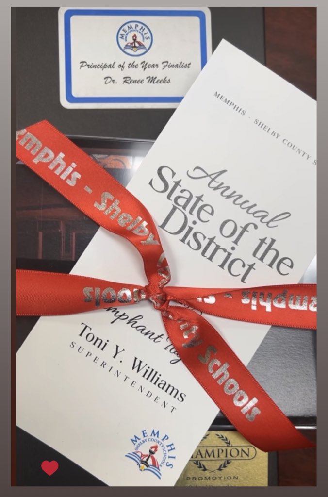 ReneeMeeks's tweet image. I am honored and humbled to be chosen as a finalist for Memphis-Shelby County Schools’ Principal of the Year. It’s because we have the best students, faculty, staff, families, and community supporters. There’s no place like “The Island.” #ItTakesAvilliage #TriumphantTogether