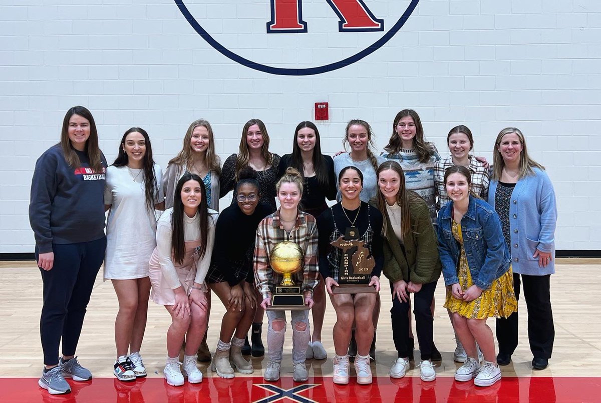 A fantastic banquet celebrating a fantastic team and a group that has played together for a long time. 

And so proud of our girl <a href="/HaistRylie/">Rylie Haist</a>. She works harder than anyone I know &amp; she brought that work ethic &amp; her love of the game to the gym every day. #proudcoach #proudmom