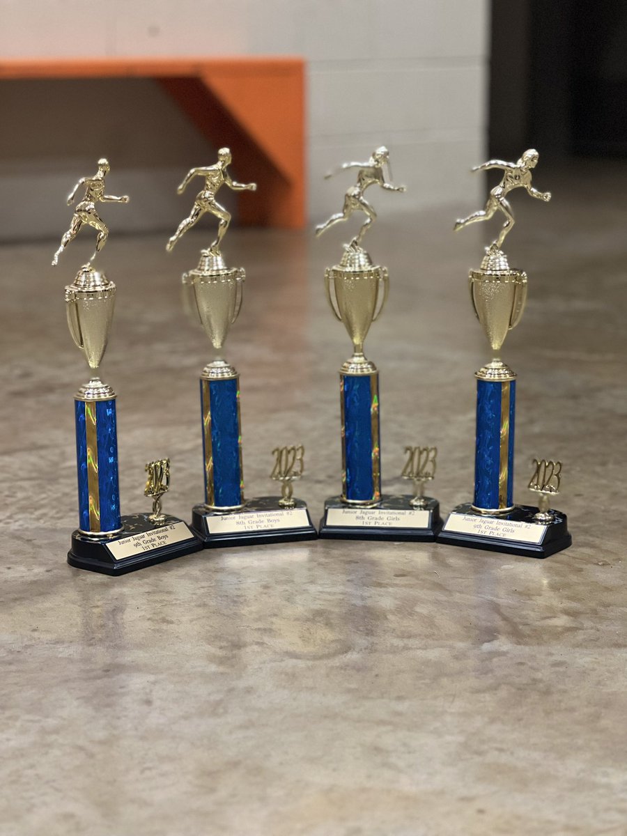 MCJagsTrack's tweet photo. What a great night for @MMSJaguars and @rosascottschool #CleanSweep  🧹 #GoJags #RunJagsRun #JagFast  🏆 🐆 https://t.co/nkkfJadsdH
