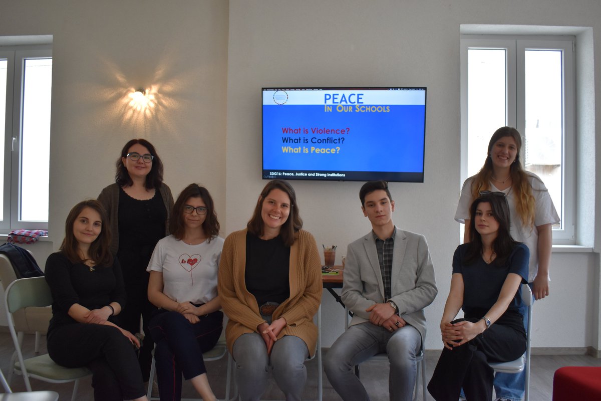 DelegateYouth's tweet photo. Participants of the Peace in Our Schools project  in Sarajevo, Bosnia and Herzegovina, 2022. We are proud of this group of students from different universities based in Sarajevo who shared their wisdom, &amp; thoughts on building peace, and combating all forms hate and violence in🇧🇦. https://t.co/eaYrizuhxf