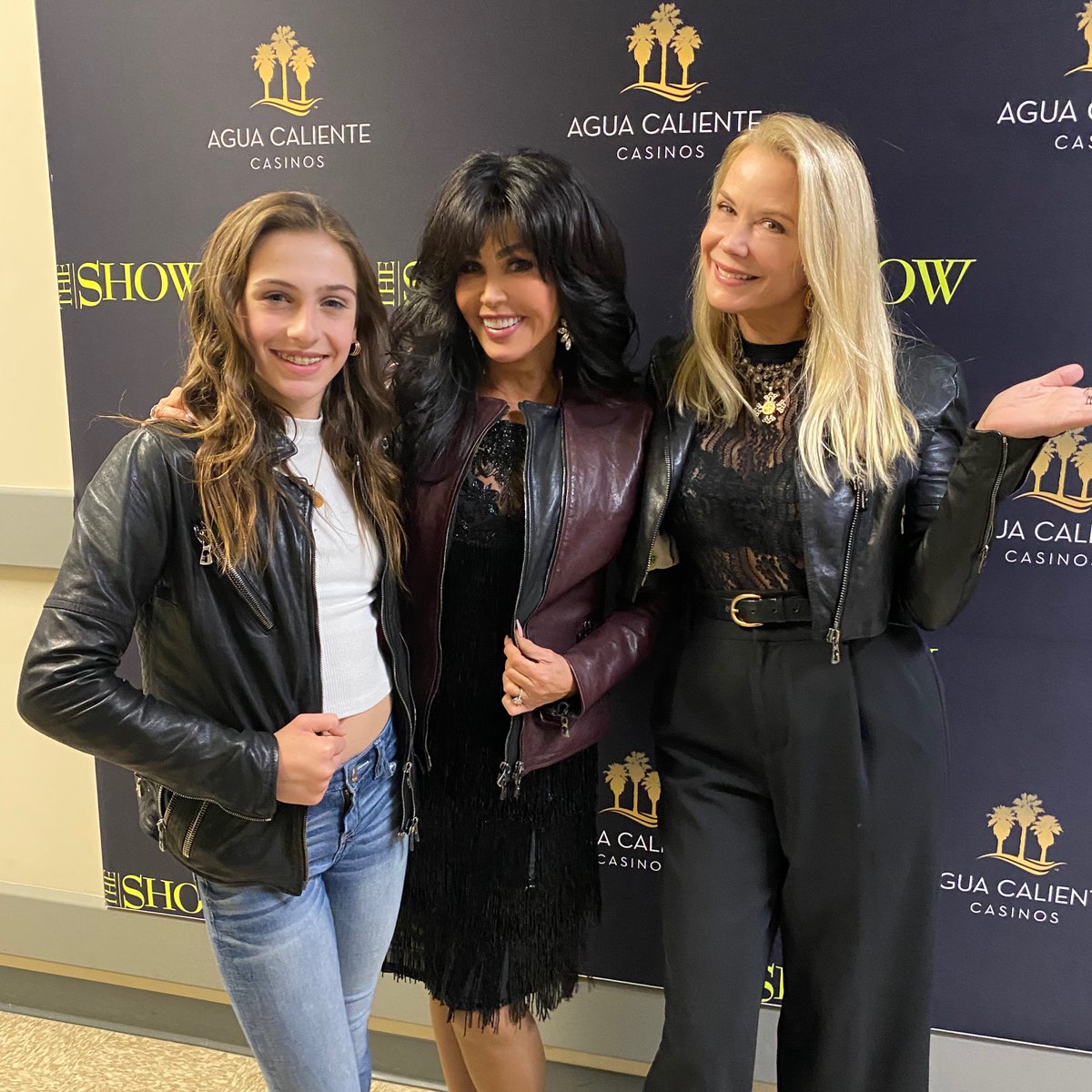 marieosmond's tweet photo. I was so honored to have producer @caseykas, his mom, and @katherinekellylang at last Saturday's show.💕 My friends, Janet and Mike Roselli, brought them and brought me a jacket from Katherine Kelly Lang’s store, @benheartbeverlyhills!🥰 https://t.co/J6uWUfS4tG